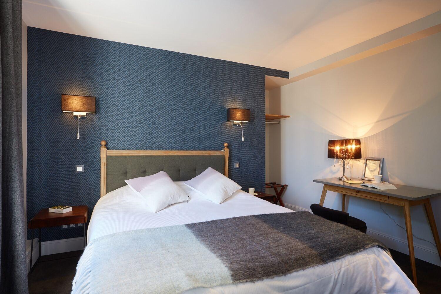 The Originals Boutique, Hotel La Colonne De Bronze, Сен-Валери-сюр-Сомм Экстерьер фото