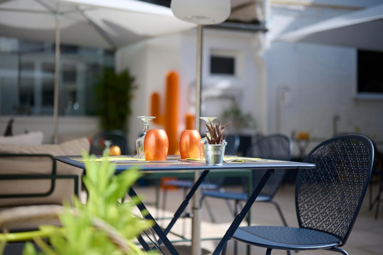 The Originals Boutique, Hotel La Colonne De Bronze, Сен-Валери-сюр-Сомм Экстерьер фото